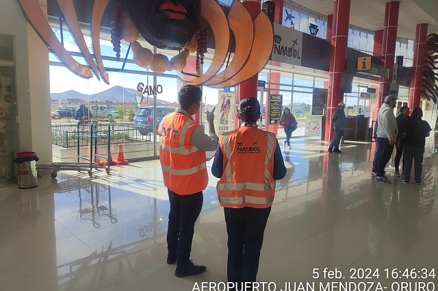 Carnaval 2024: La ATT inspecciona estándares de calidad en el aeropuerto de Oruro y garantiza calidad para los visitantes
