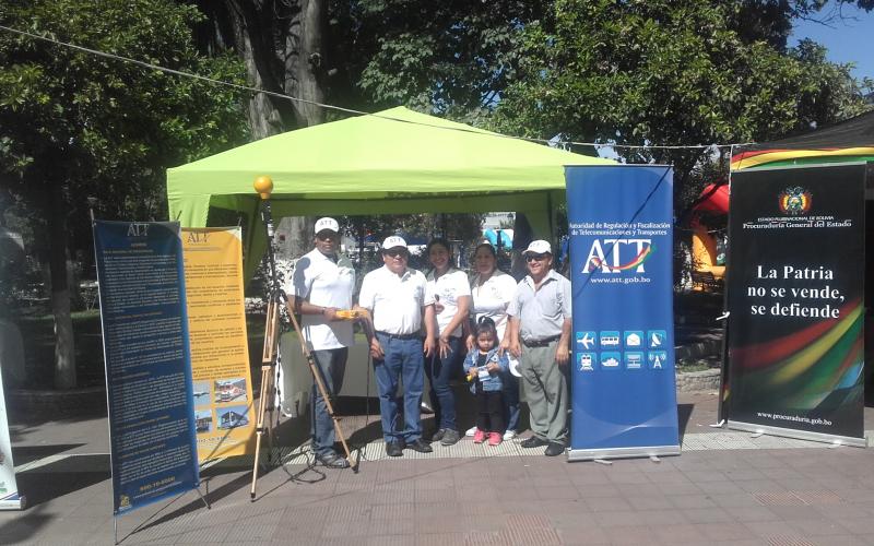 La ATT participa en la Feria Institucional realizada en Tarija