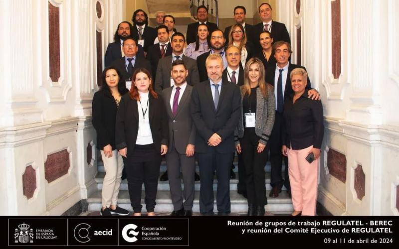 Reguladores de Latinoamérica impulsan la cooperación y la innovación en telecomunicaciones en la Reunión de REGULATEL 2024