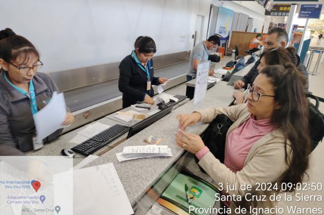 La ATT protege a pasajeros afectados por sobreventa durante el Operativo "Pequeños Viajeros, Grandes Cuidados"