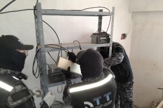ATT ejecuta operativos de secuestro contra radios ilegales y desmiente supuestos robos de equipos