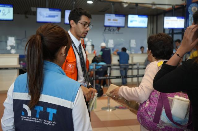 ATT refuerza controles en aeropuertos y sanciona a BoA por incumplimientos