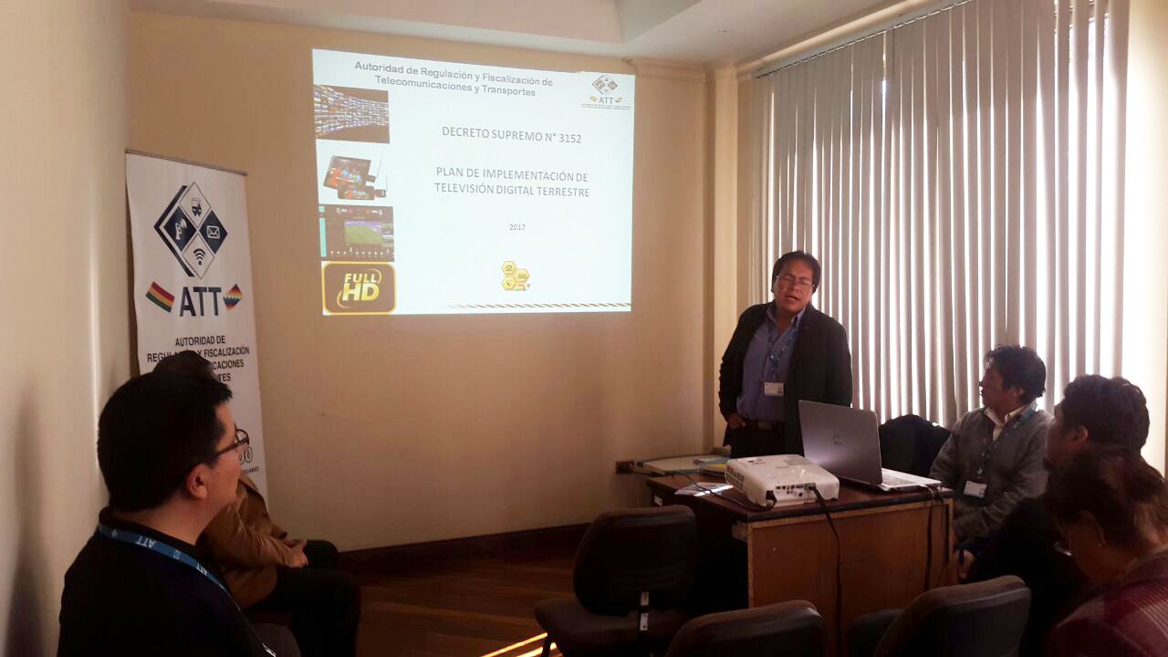 Socialización del Decreto Supremo N° 3152 de Televisión Digital en la ciudad de Cochabamba
